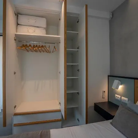 Tompazi 2 * カヴァラ